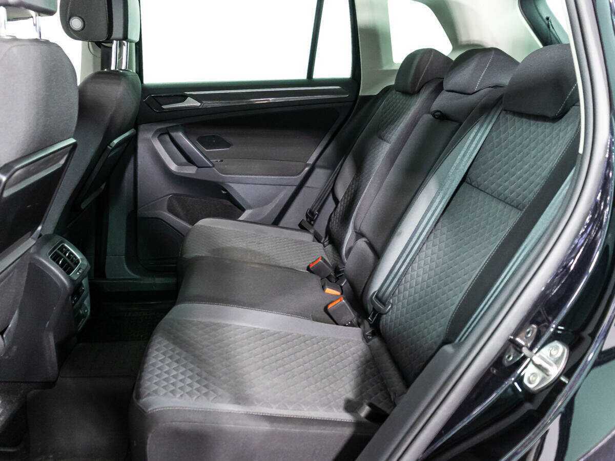 Купить Volkswagen Tiguan с пробегом. Фото: #9