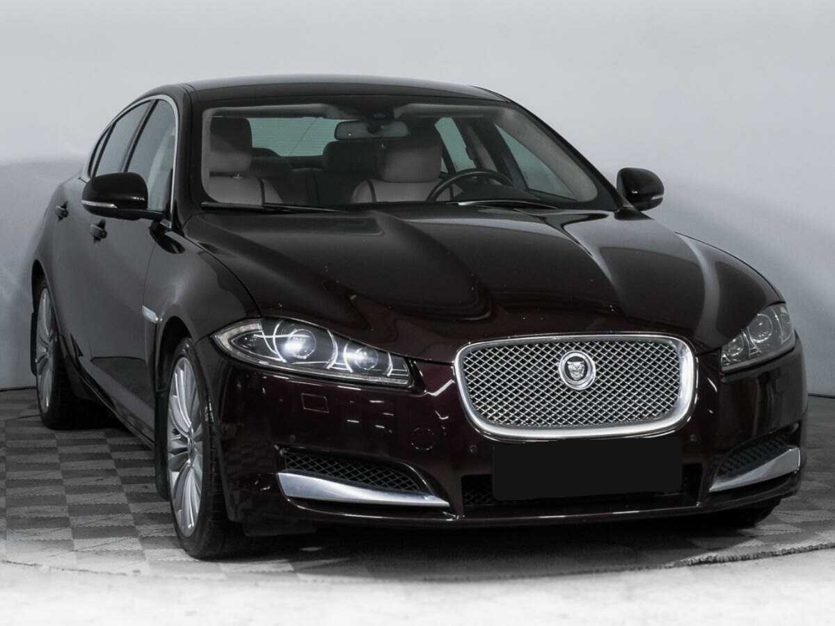 Купить Jaguar XF с пробегом. Фото: #2