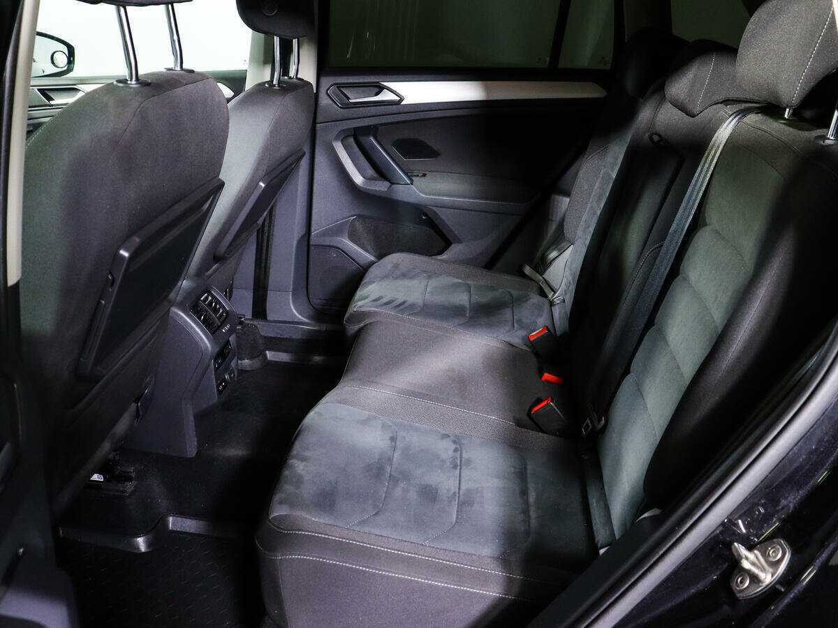 Купить Volkswagen Tiguan с пробегом. Фото: #7