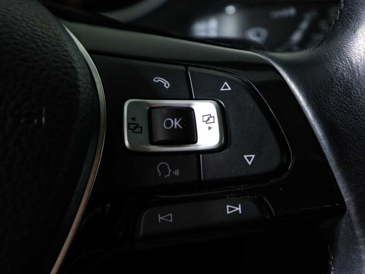 Купить Volkswagen Tiguan с пробегом. Фото: #20