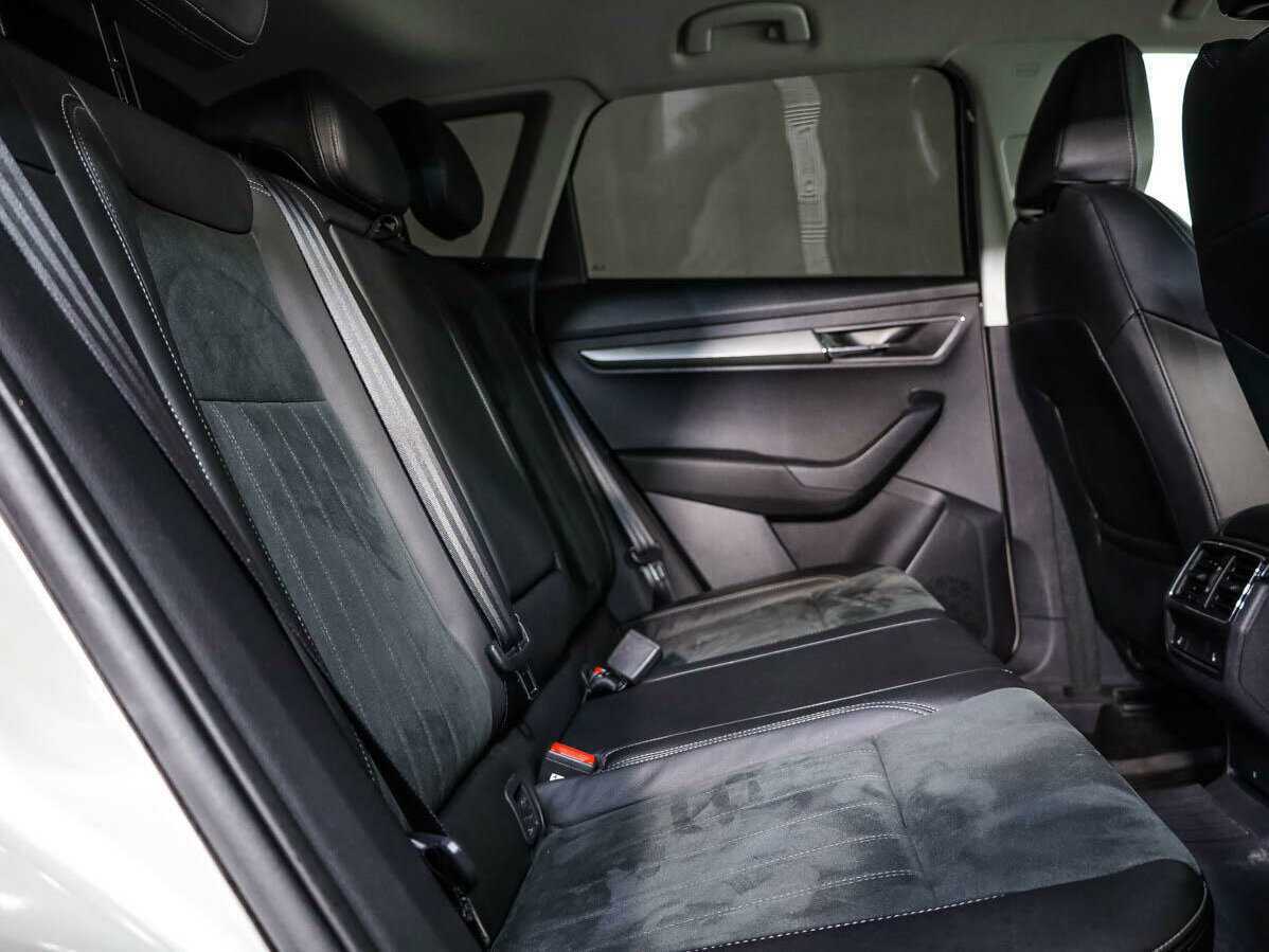 Купить Skoda Karoq с пробегом. Фото: #12