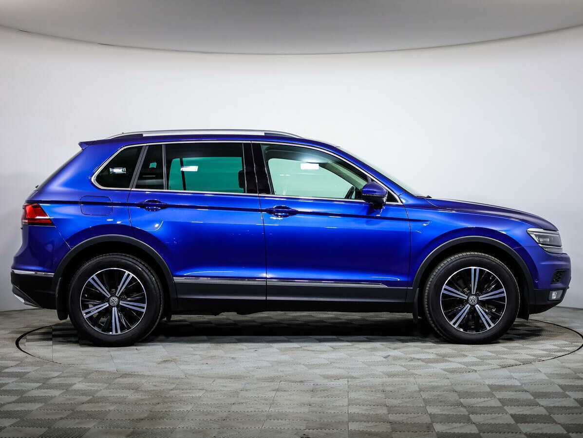 Купить Volkswagen Tiguan с пробегом. Фото: #2