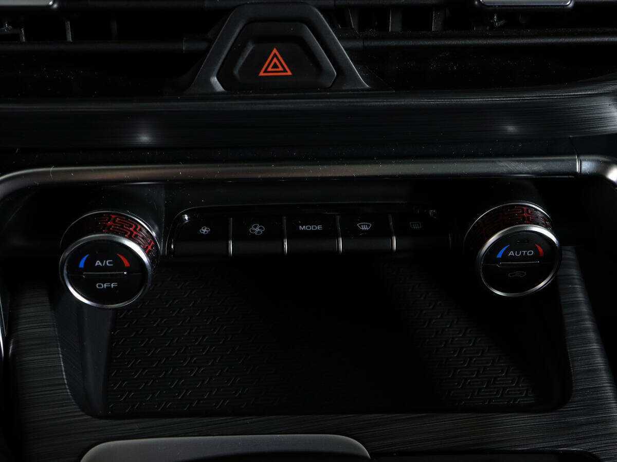 Купить Geely Tugella с пробегом. Фото: #23