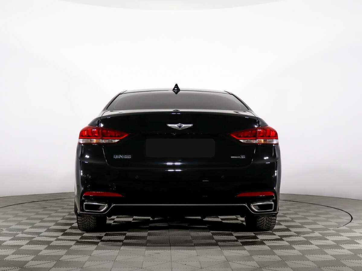 Купить Hyundai Genesis с пробегом. Фото: #4
