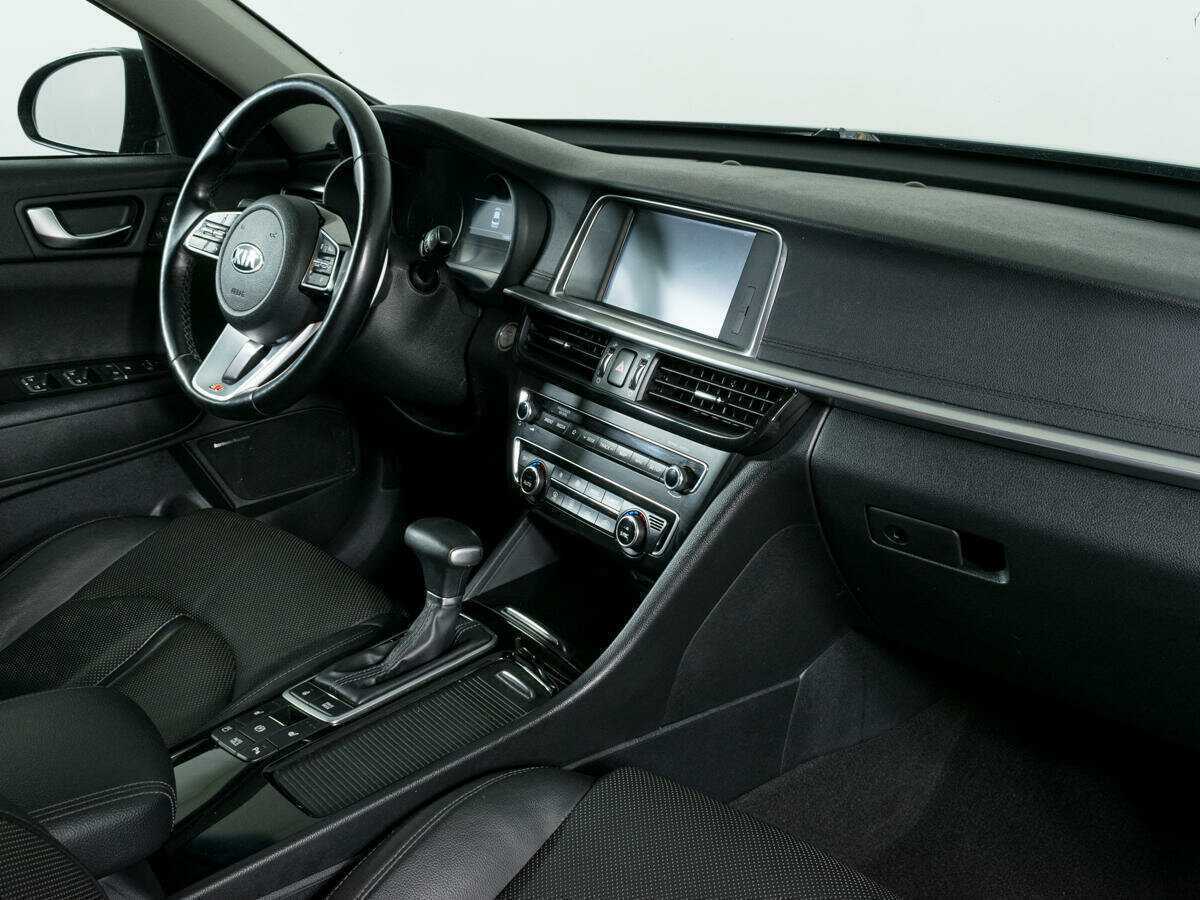 Купить Kia Optima с пробегом. Фото: #8