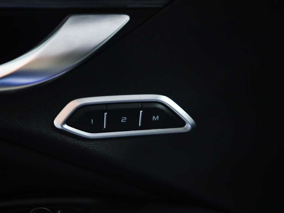 Купить Geely Tugella с пробегом. Фото: #20