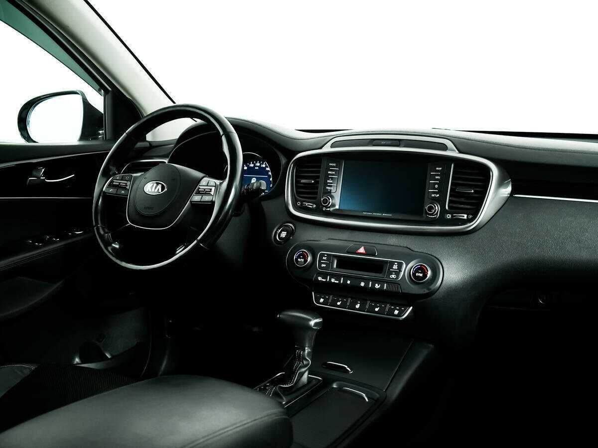 Купить Kia Sorento с пробегом. Фото: #6