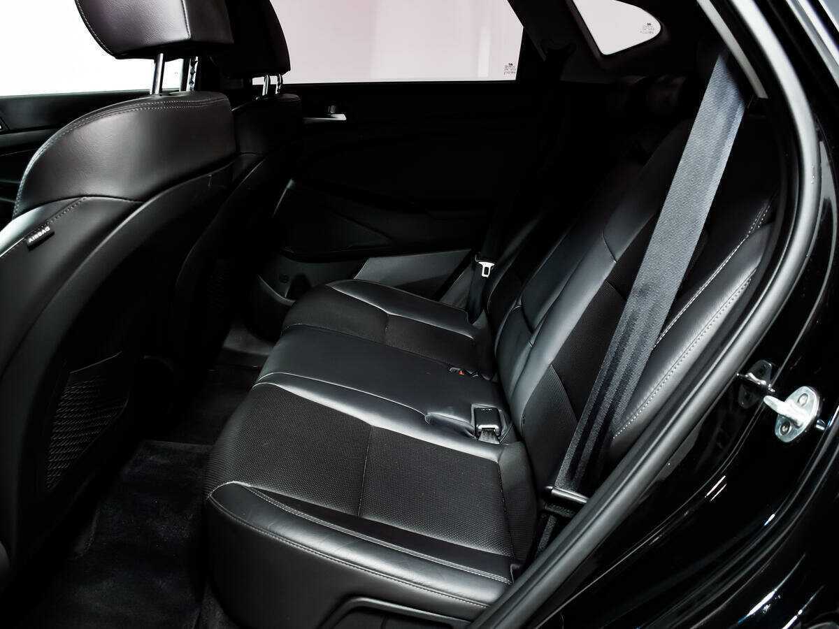 Купить Hyundai Tucson с пробегом. Фото: #11
