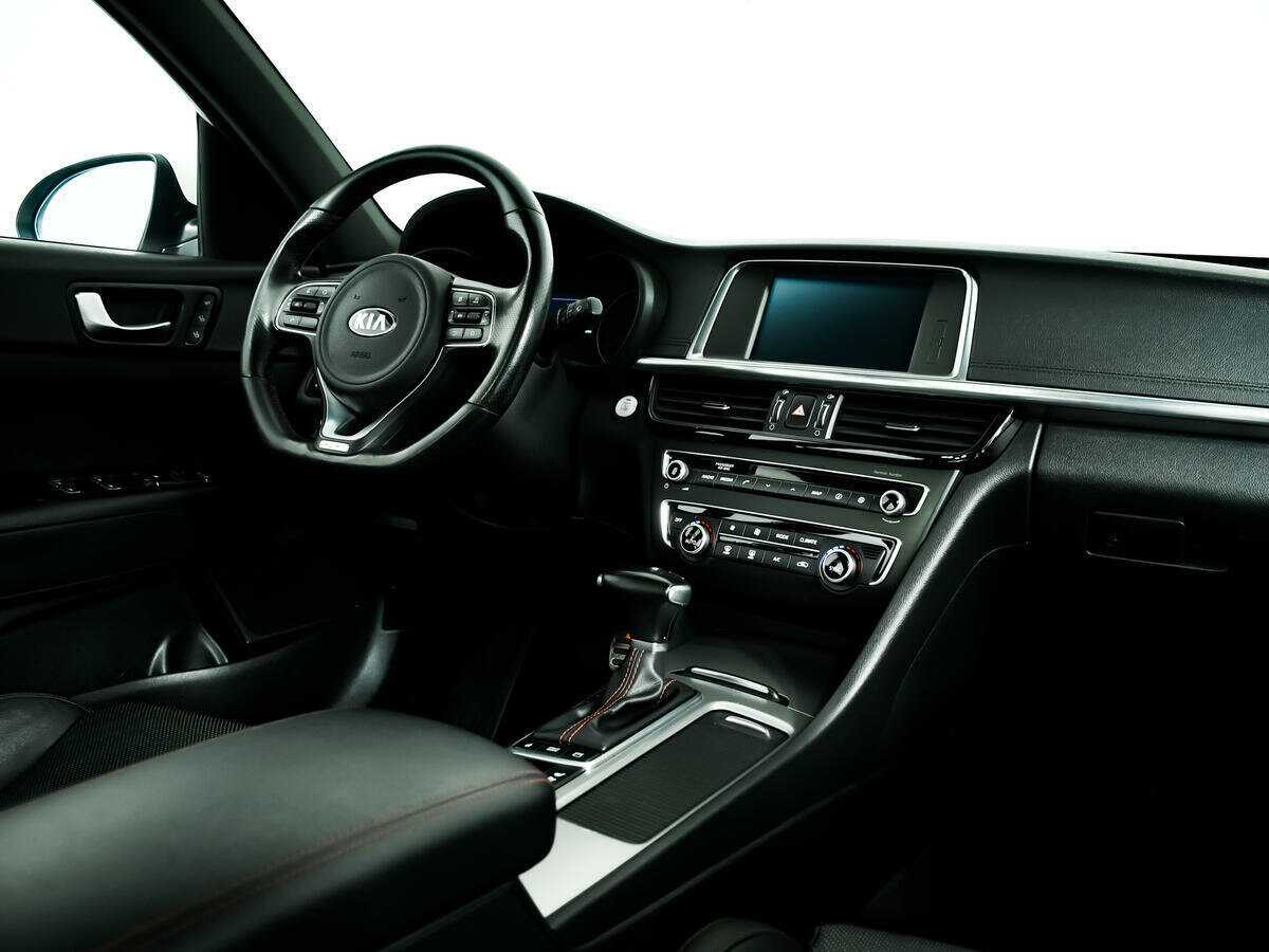 Купить Kia Optima с пробегом. Фото: #8