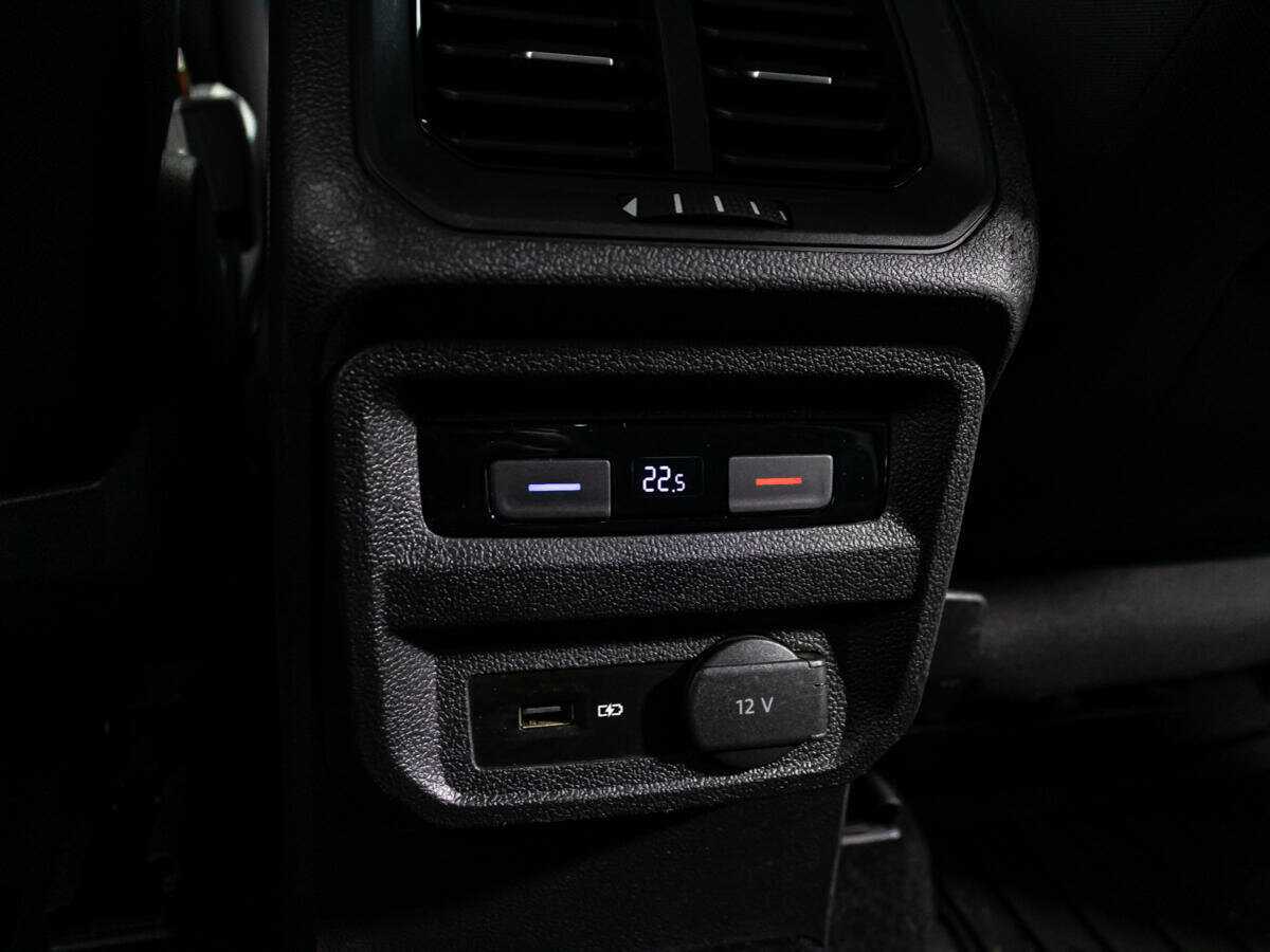 Купить Volkswagen Tiguan с пробегом. Фото: #20
