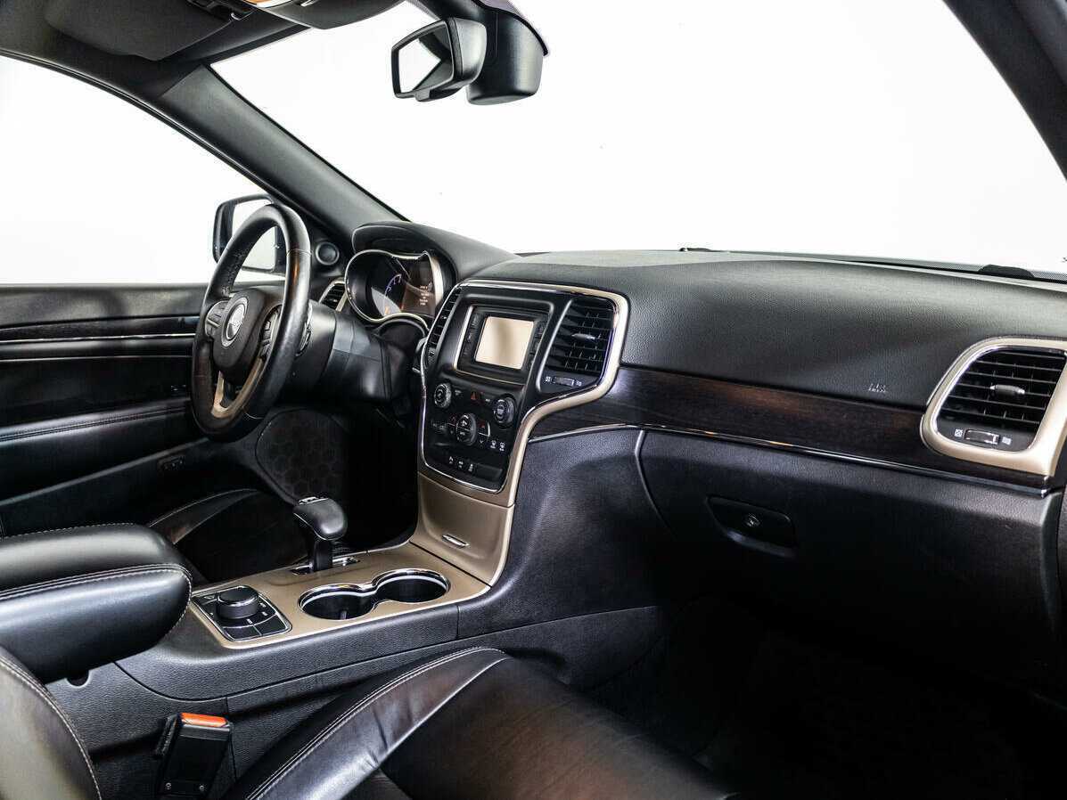 Купить Jeep Grand Cherokee с пробегом. Фото: #7