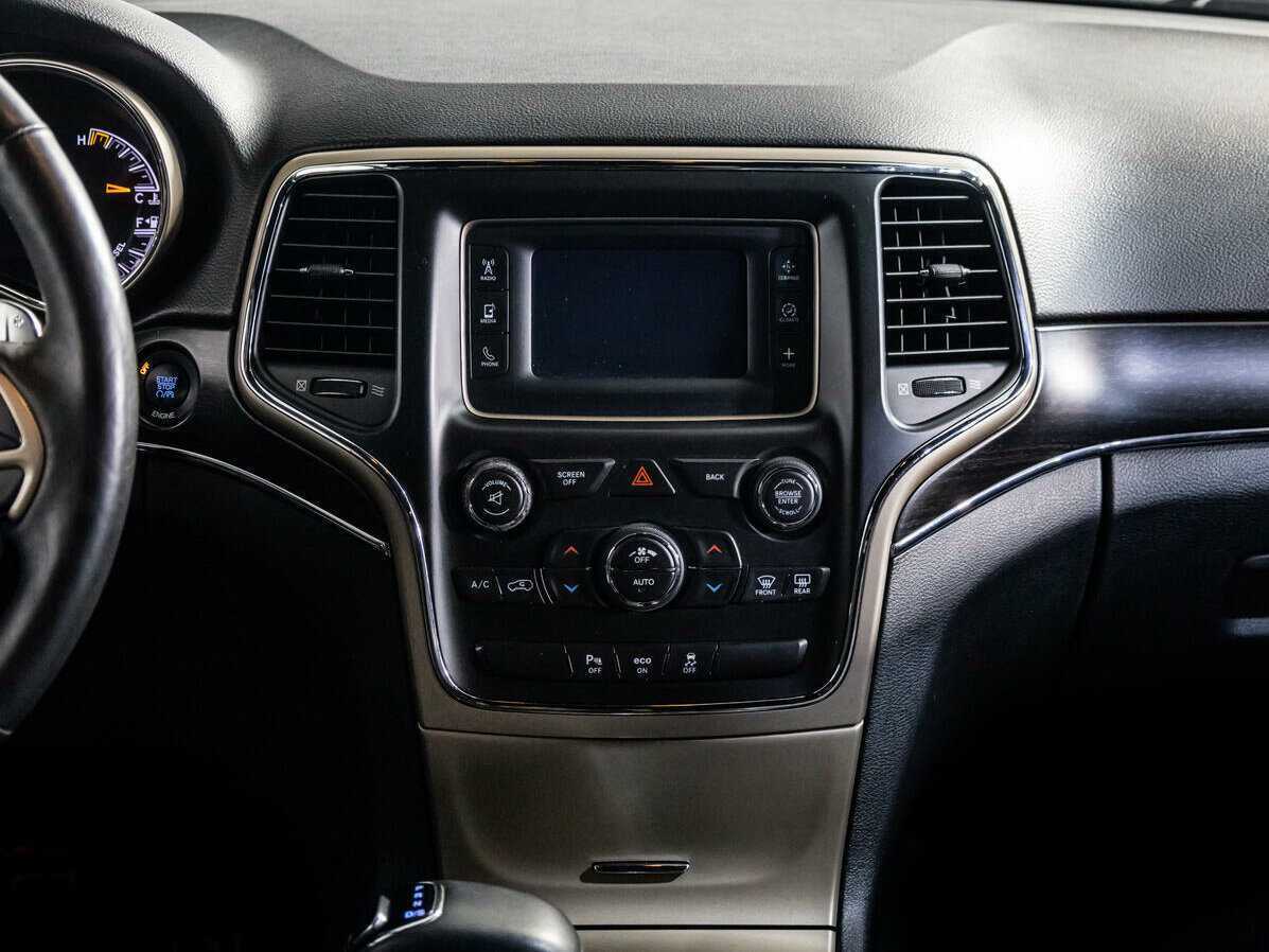 Купить Jeep Grand Cherokee с пробегом. Фото: #13