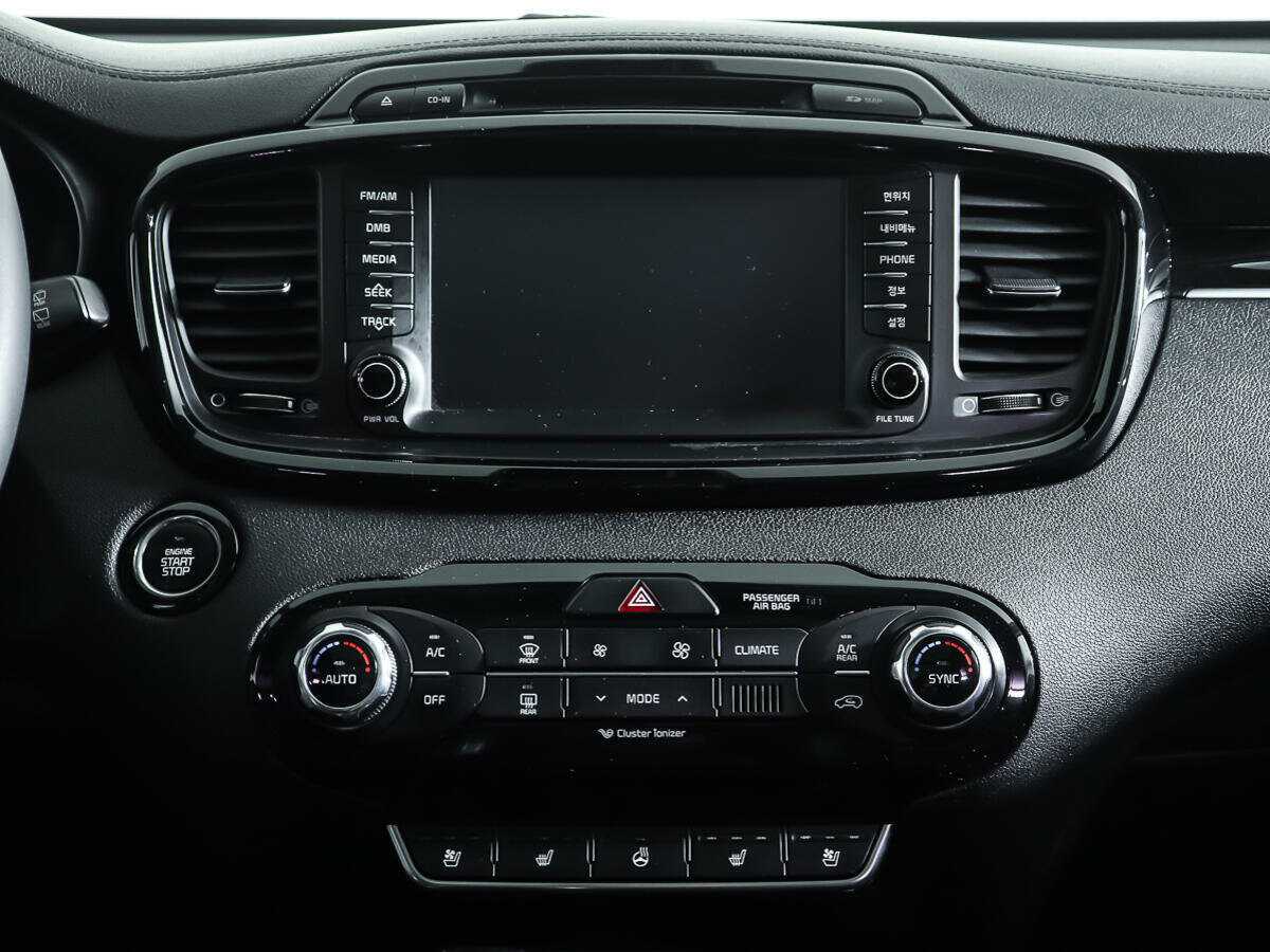 Купить Kia Sorento с пробегом. Фото: #9