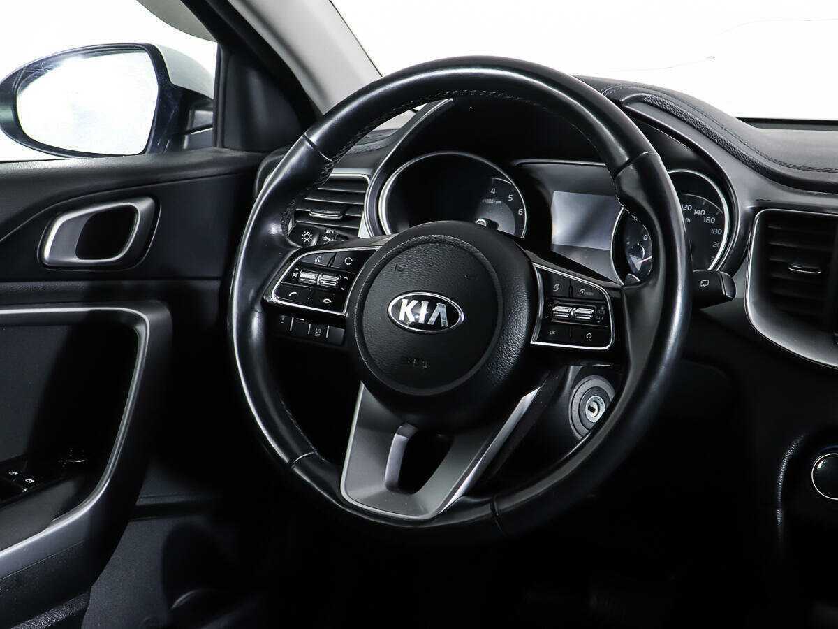 Купить Kia Ceed с пробегом. Фото: #14