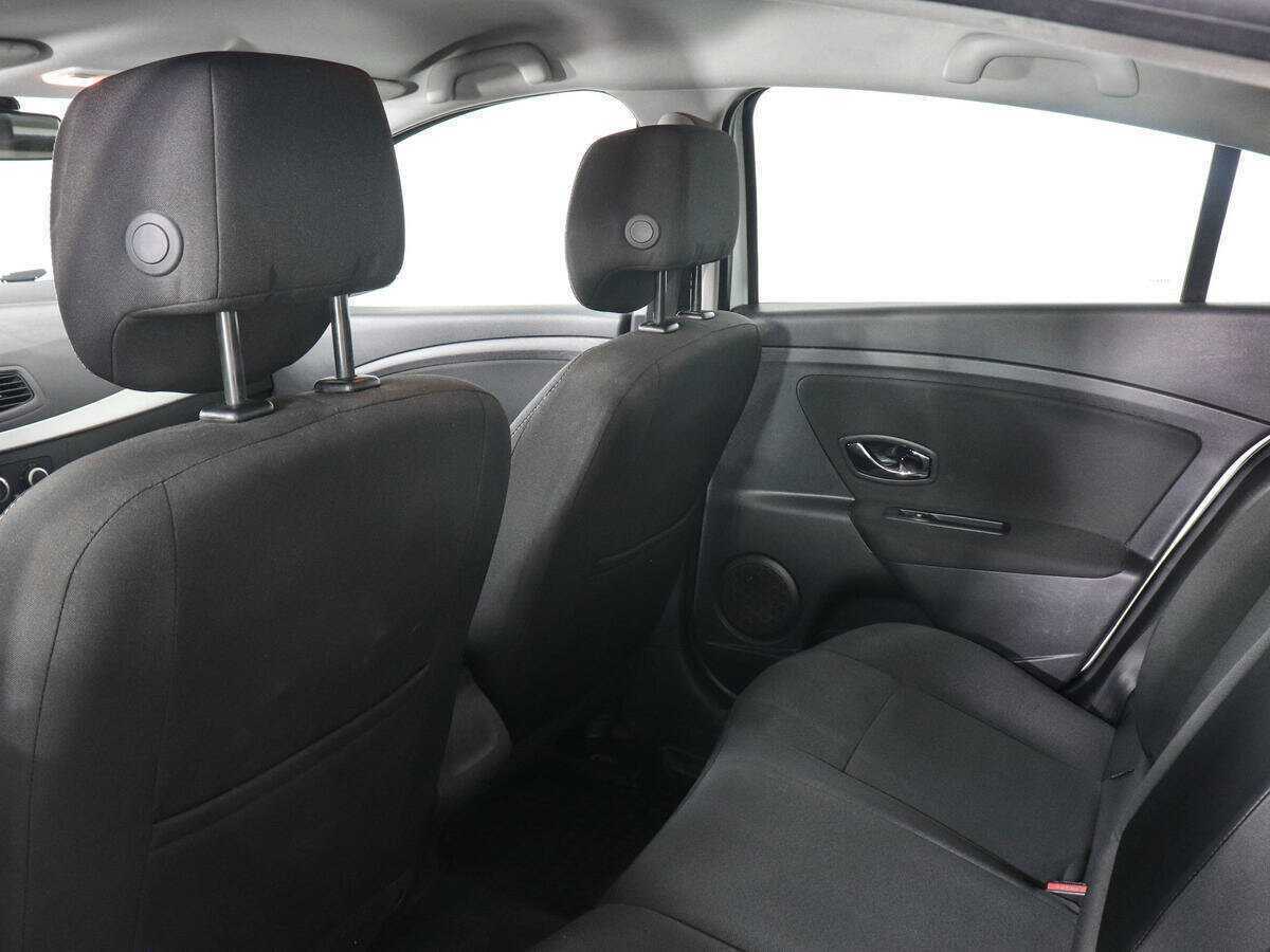 Купить Renault Fluence с пробегом. Фото: #11