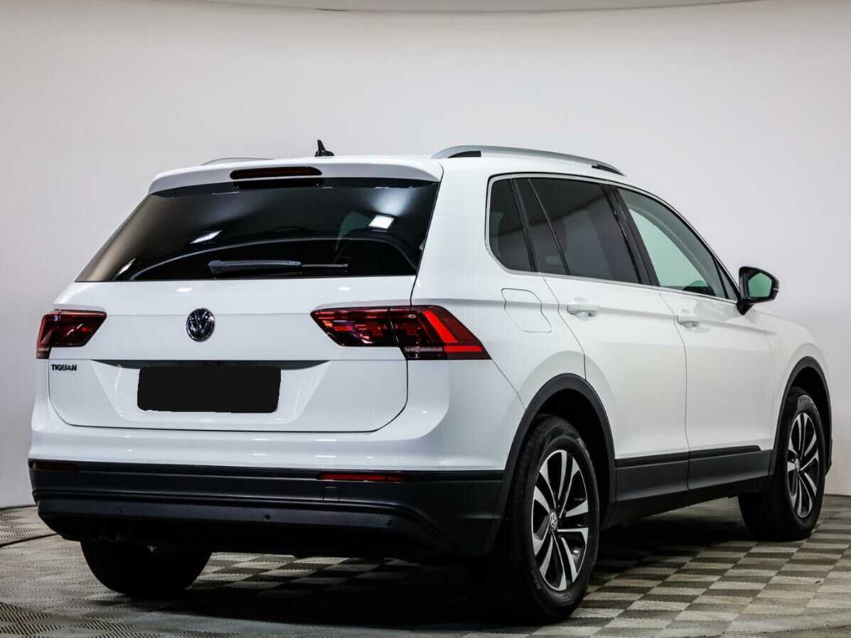 Купить Volkswagen Tiguan с пробегом. Фото: #3