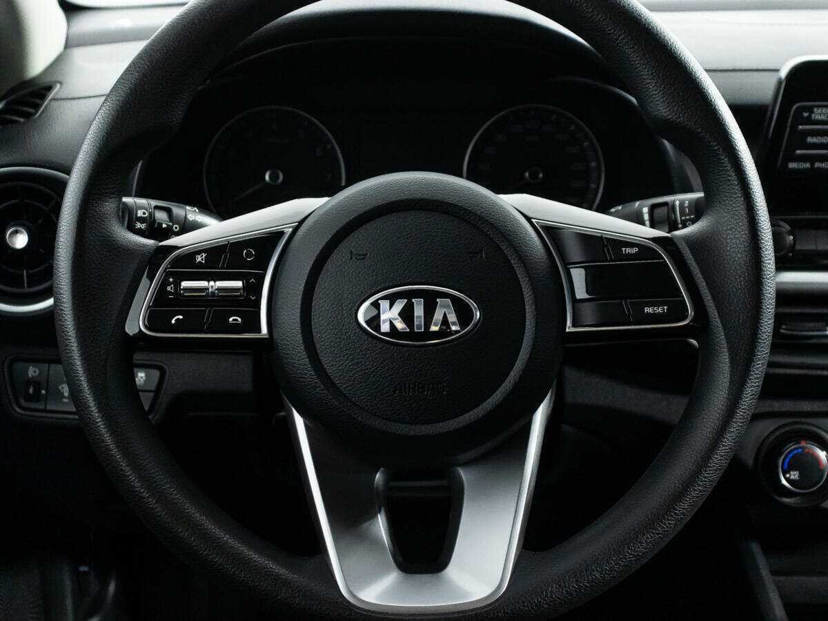 Купить Kia Cerato с пробегом. Фото: #17