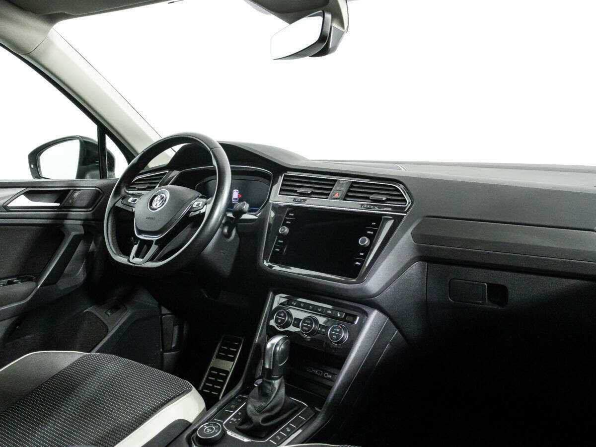 Купить Volkswagen Tiguan с пробегом. Фото: #8