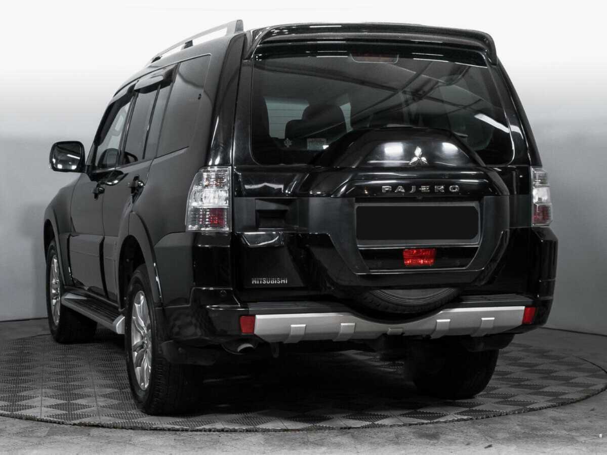 Купить Mitsubishi Pajero с пробегом. Фото: #6