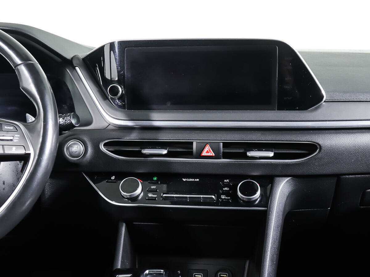 Купить Hyundai Sonata с пробегом. Фото: #11