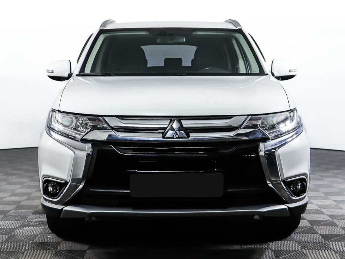 Купить Mitsubishi Outlander с пробегом. Фото: #1