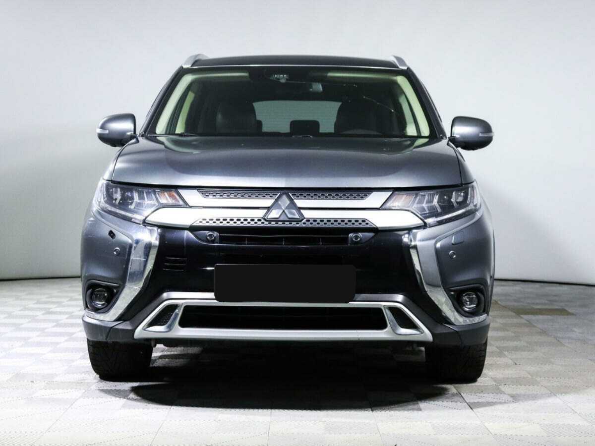 Купить Mitsubishi Outlander с пробегом. Фото: #1