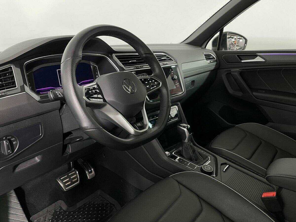 Купить Volkswagen Tiguan с пробегом. Фото: #12