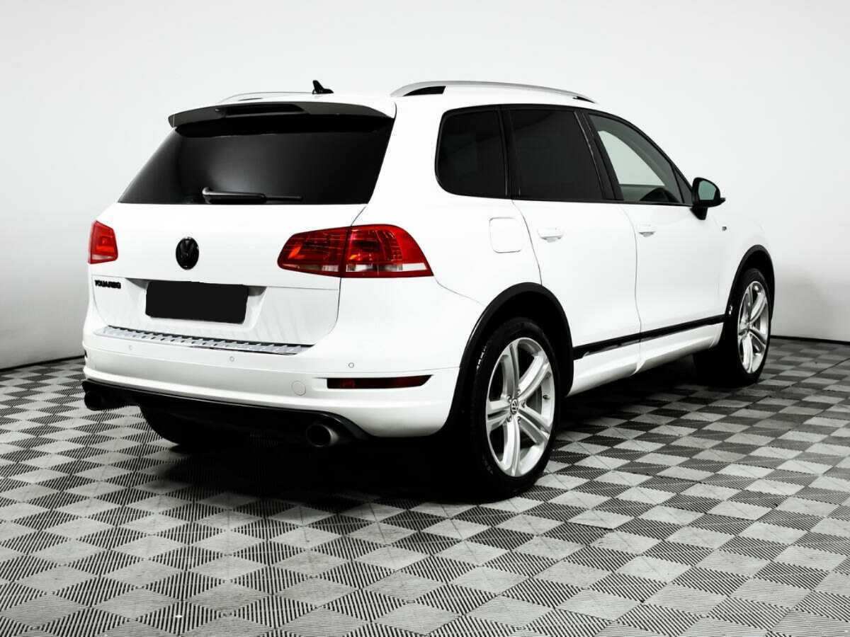 Купить Volkswagen Touareg с пробегом. Фото: #4
