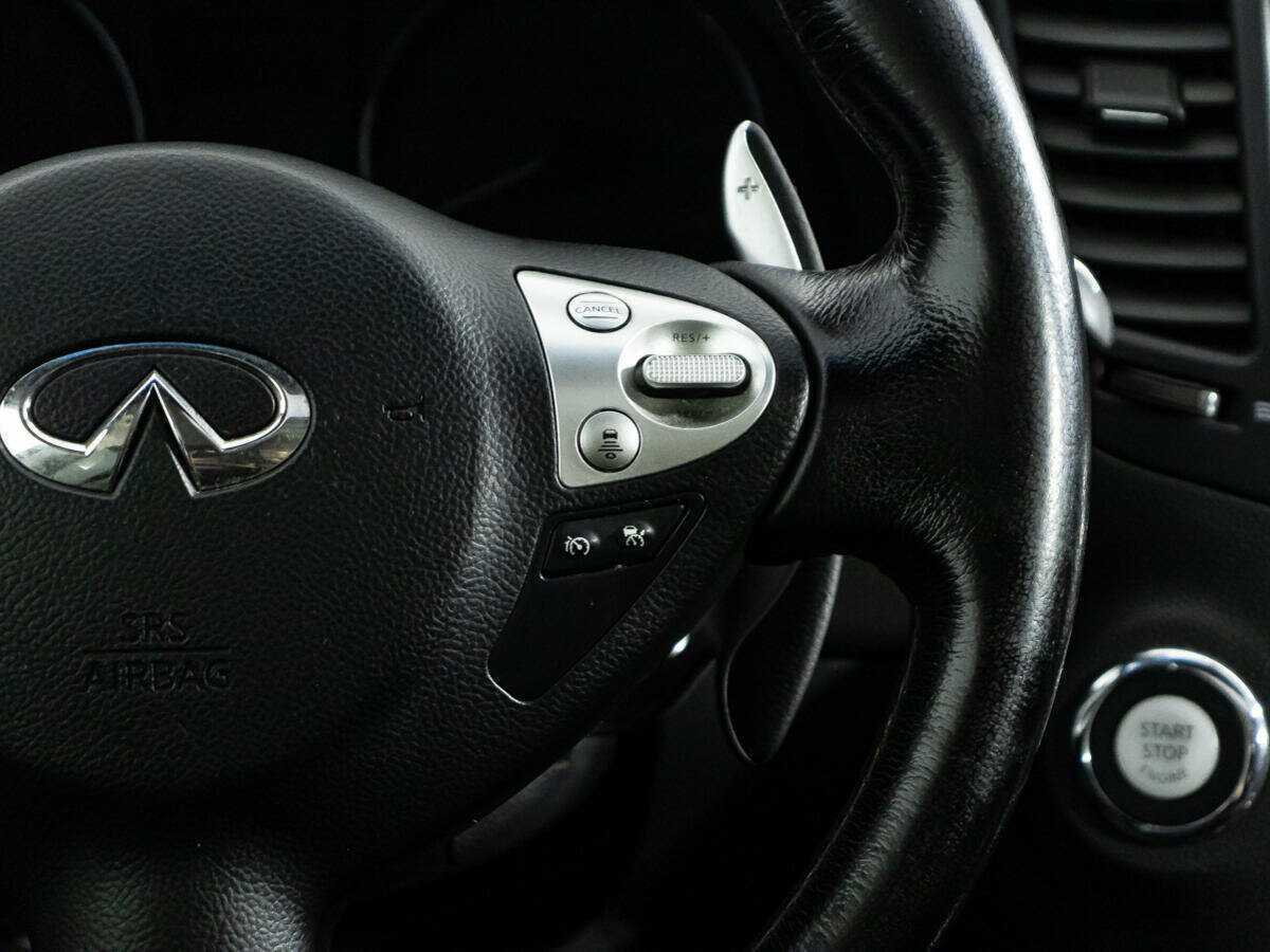 Купить Infiniti FX с пробегом. Фото: #24