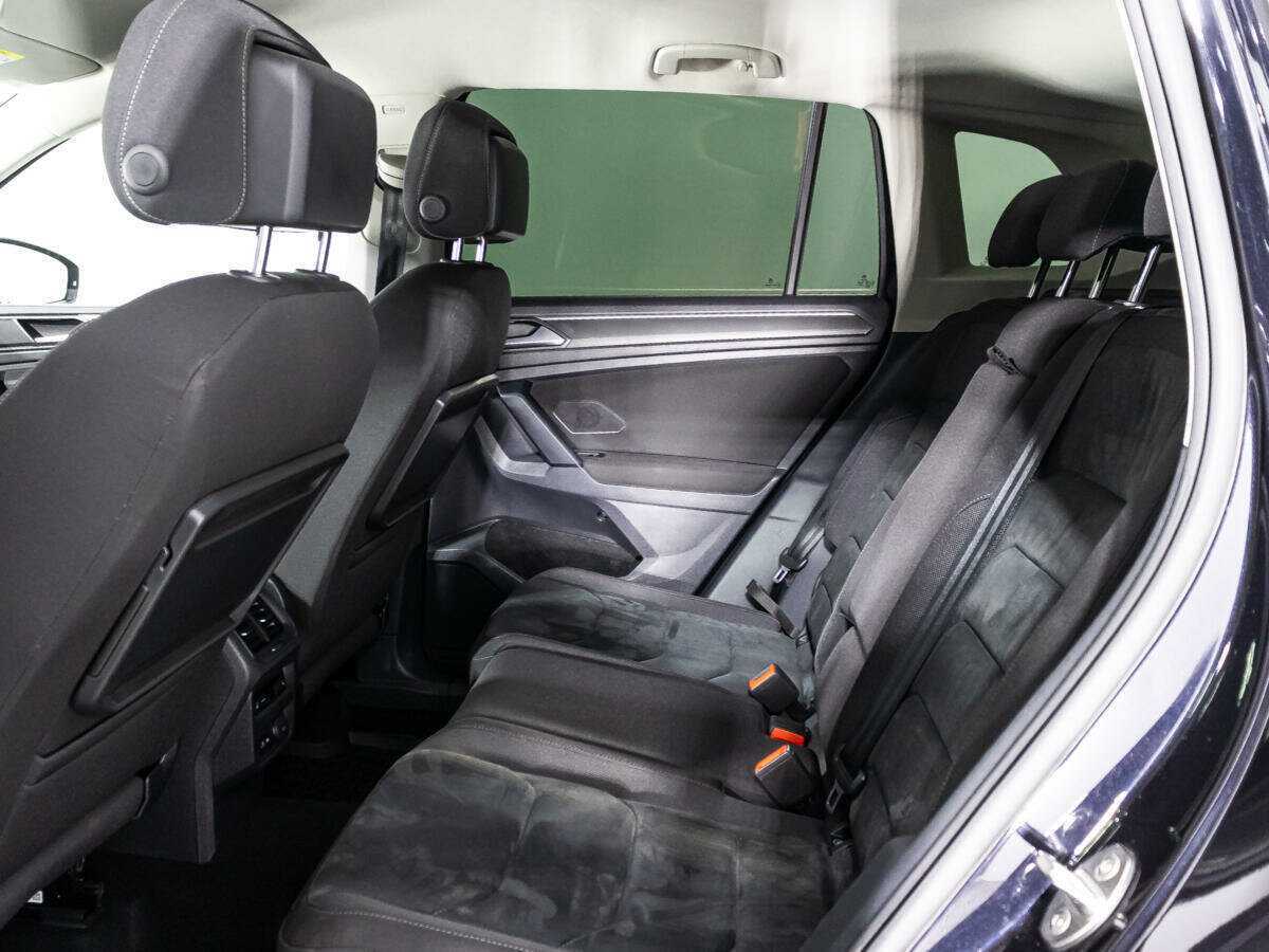 Купить Volkswagen Tiguan с пробегом. Фото: #9