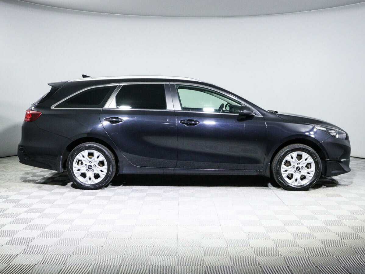 Купить Kia Ceed с пробегом. Фото: #3