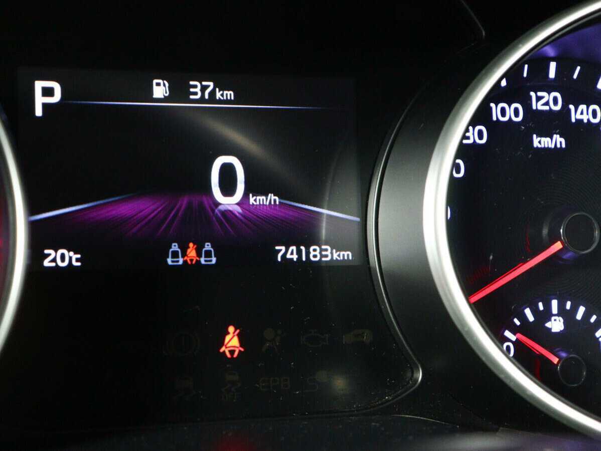 Купить Kia Ceed с пробегом. Фото: #10