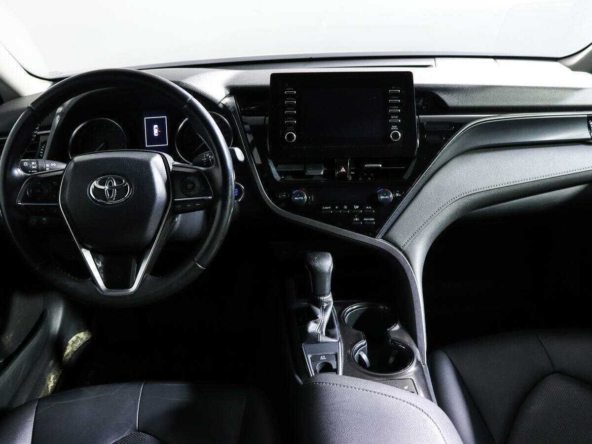 Купить Toyota Camry с пробегом. Фото: #11