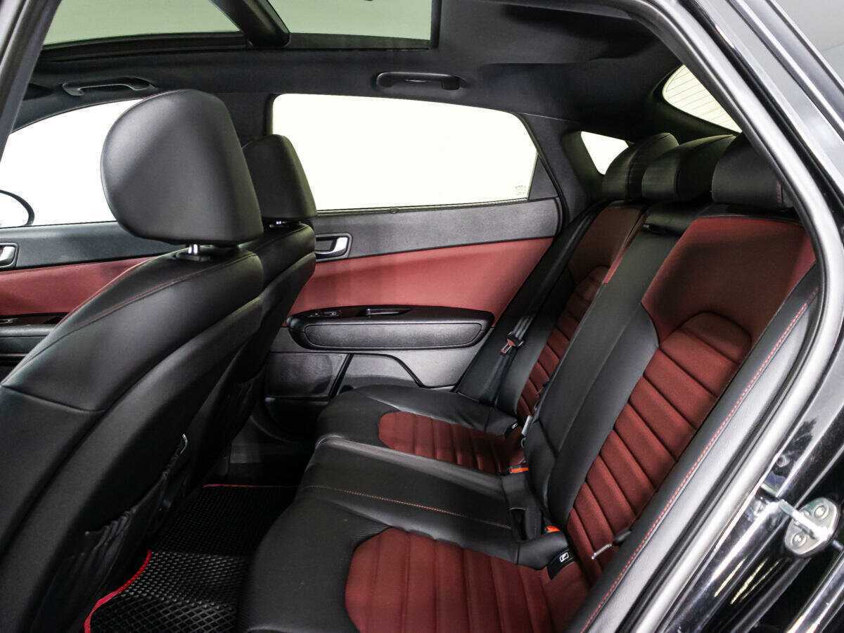 Купить Kia Optima с пробегом. Фото: #8