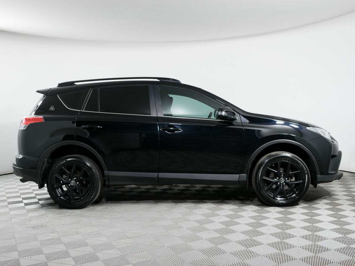 Купить Toyota RAV4 с пробегом. Фото: #3