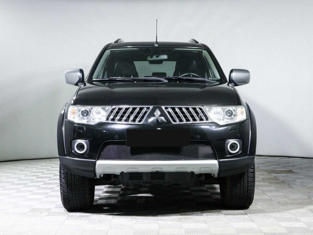Купить Mitsubishi Pajero Sport с пробегом. Фото: #1