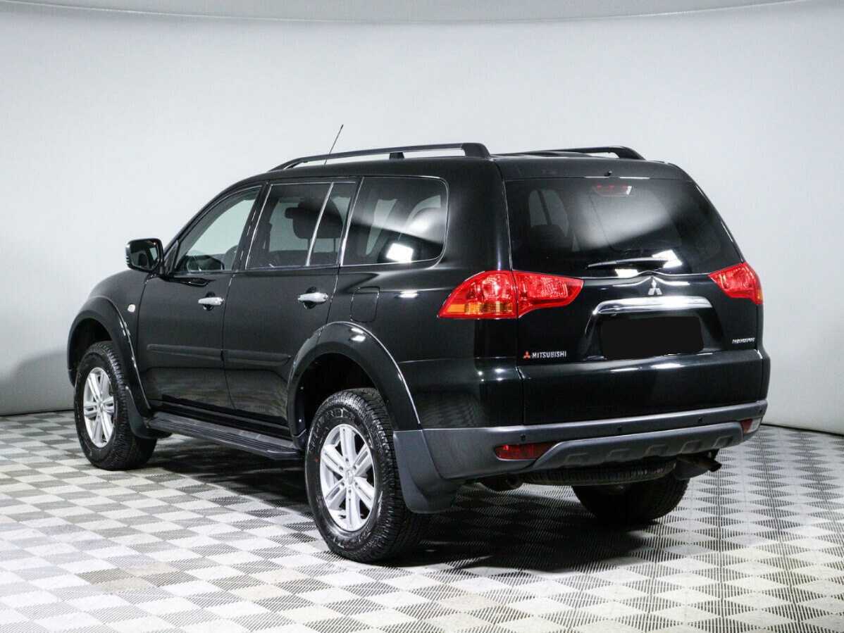 Купить Mitsubishi Pajero Sport с пробегом. Фото: #4