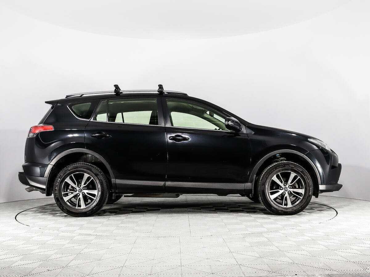 Купить Toyota RAV4 с пробегом. Фото: #3