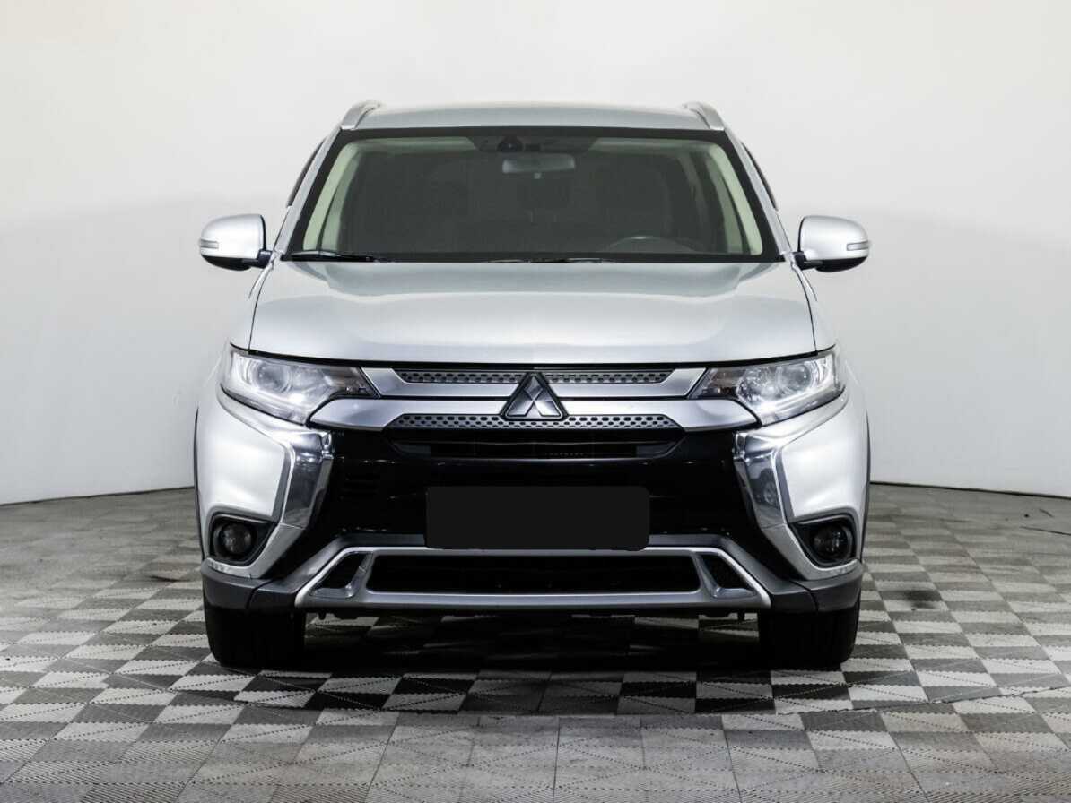 Купить Mitsubishi Outlander с пробегом. Фото: #1
