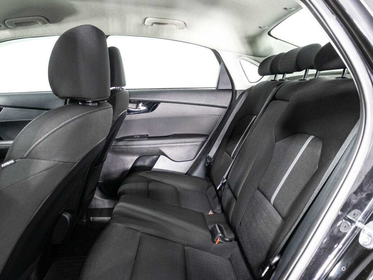 Купить Kia Cerato с пробегом. Фото: #9