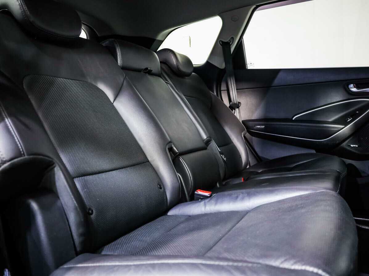 Купить Hyundai Santa Fe с пробегом. Фото: #11