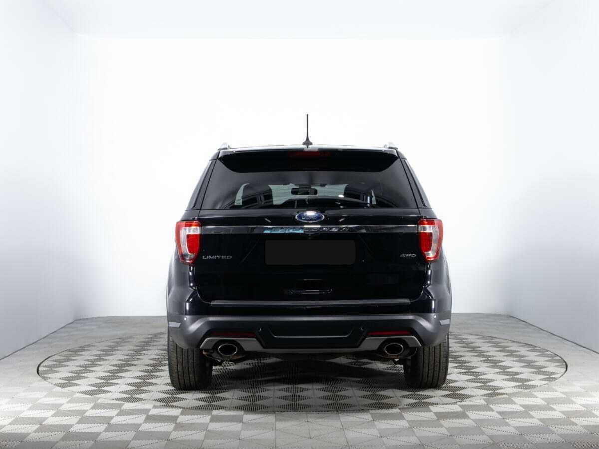 Купить Ford Explorer с пробегом. Фото: #5