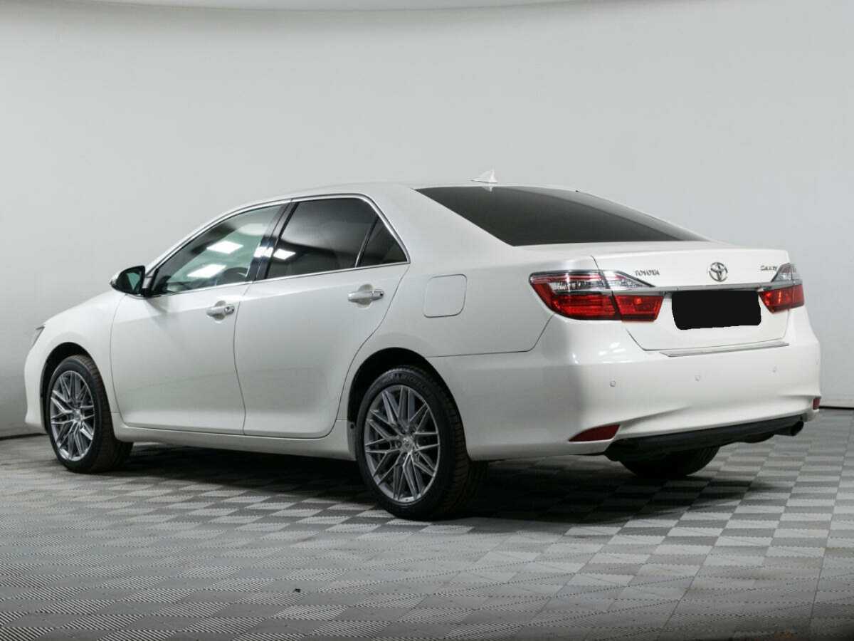 Купить Toyota Camry с пробегом. Фото: #5