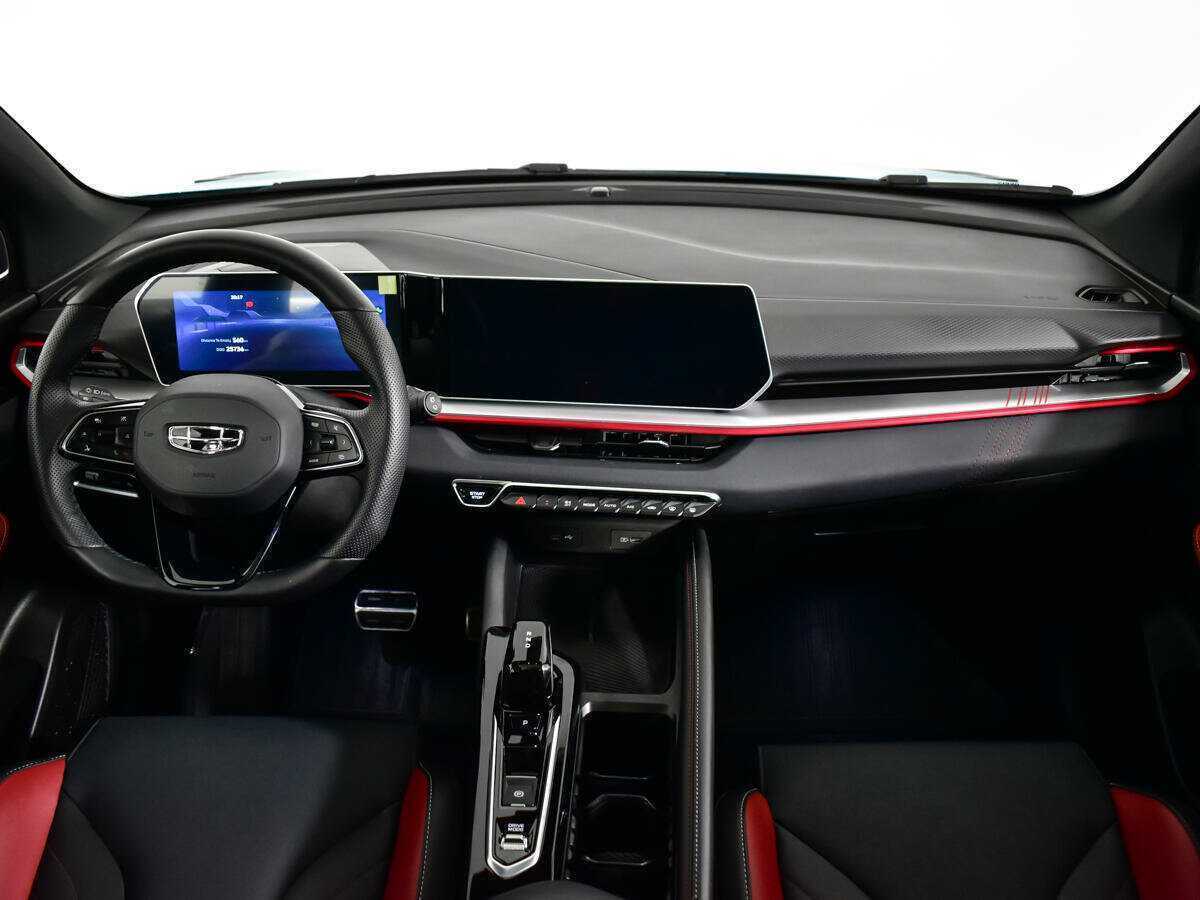 Купить Geely Coolray с пробегом. Фото: #11