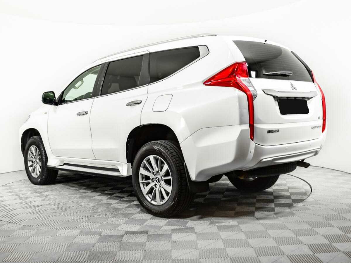 Купить Mitsubishi Pajero Sport с пробегом. Фото: #6