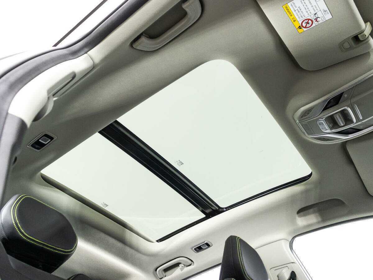 Купить Geely Coolray с пробегом. Фото: #20