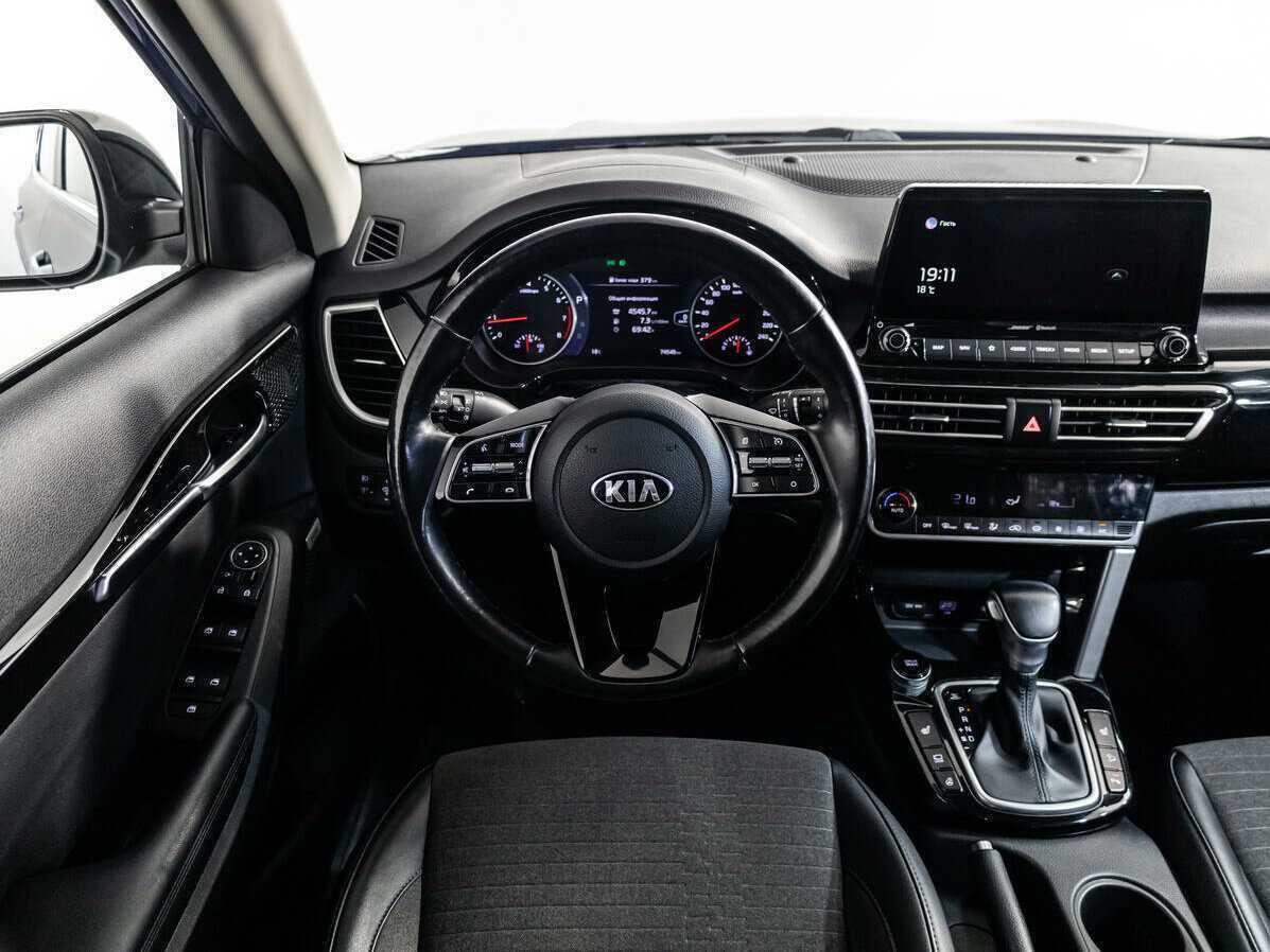 Купить Kia Seltos с пробегом. Фото: #12