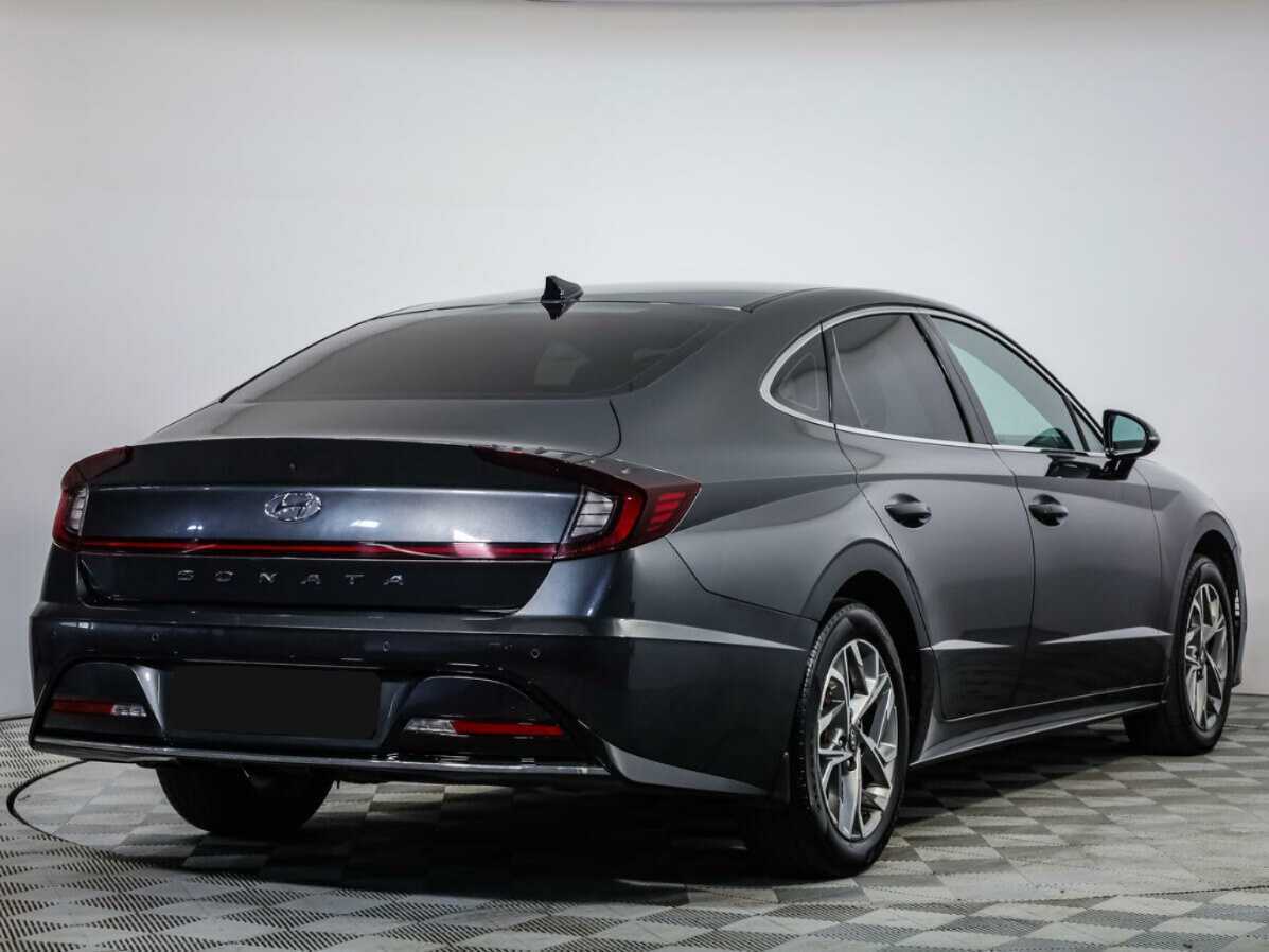Купить Hyundai Sonata с пробегом. Фото: #3