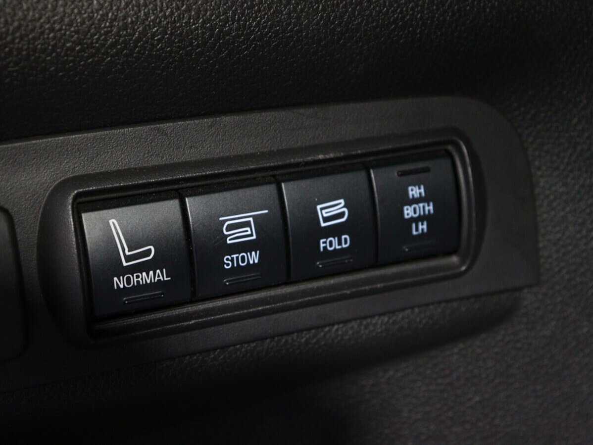 Купить Ford Explorer с пробегом. Фото: #14