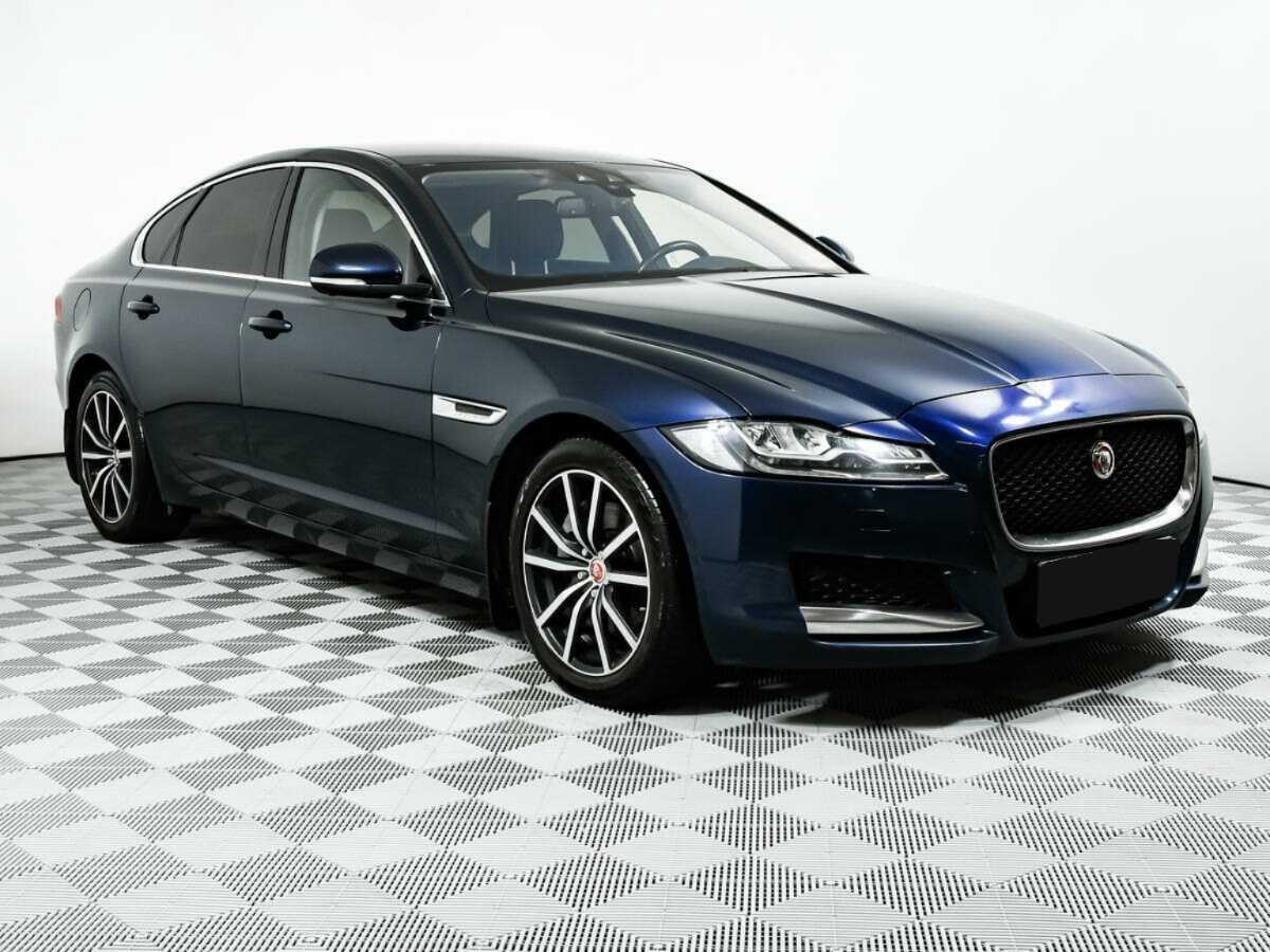 Купить Jaguar XF с пробегом. Фото: #2